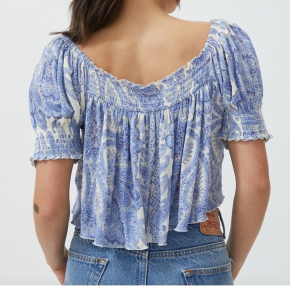 UO Dakota Puff Sleeve Blouse - Picture 2 of 4